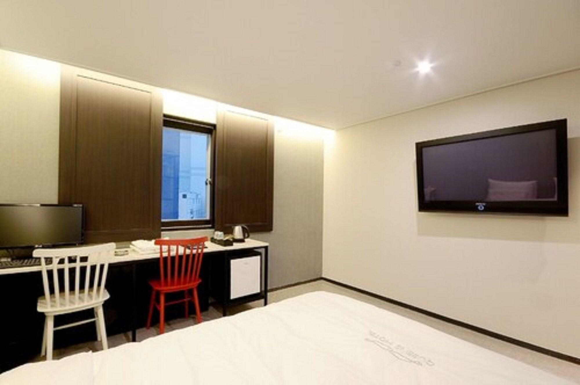 Queens Hotel Seomyeon Busan Exterior foto