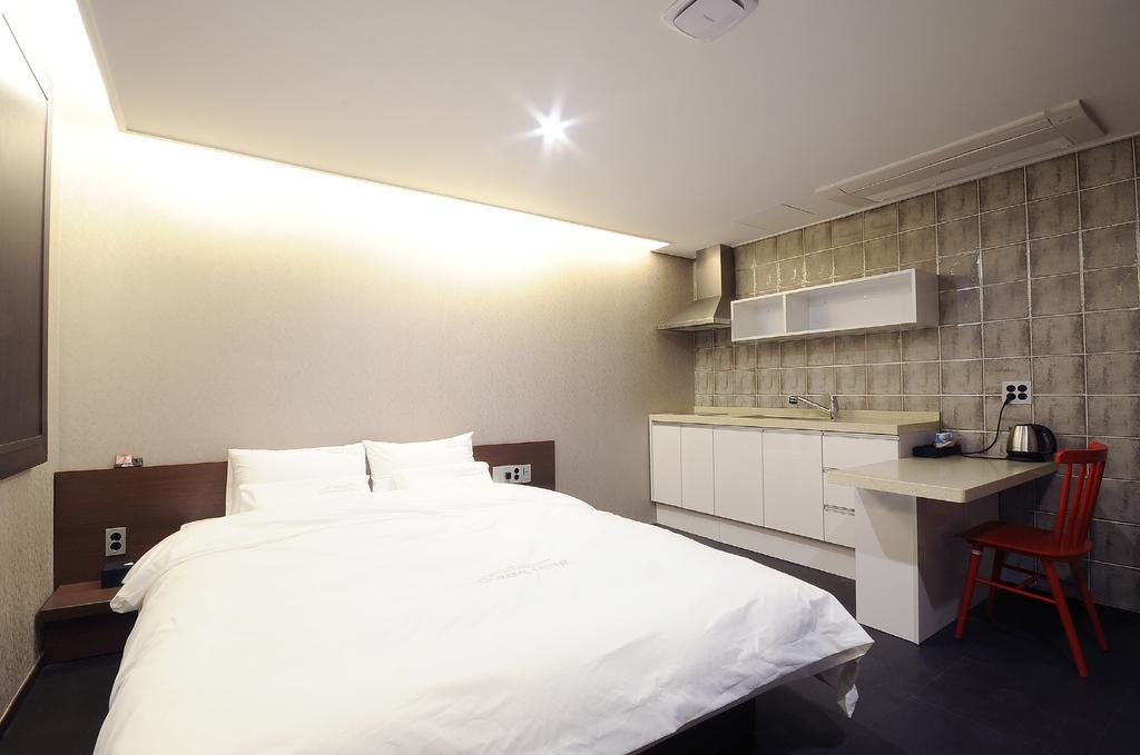 Queens Hotel Seomyeon Busan Exterior foto